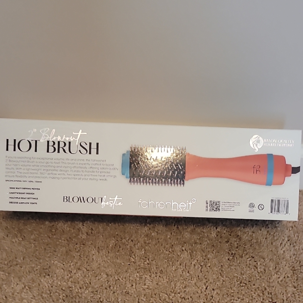 Fahrenheit Hair Care System 2" Volumizing Professional Hot Blowout Brush NWT - Picture 4 of 4